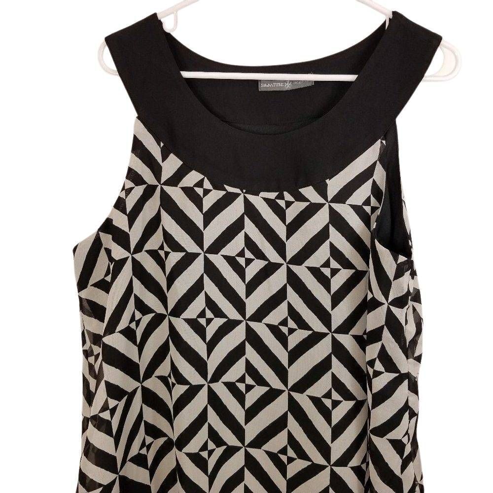 Signature Collection Tank Top L - Picture 2 of 2